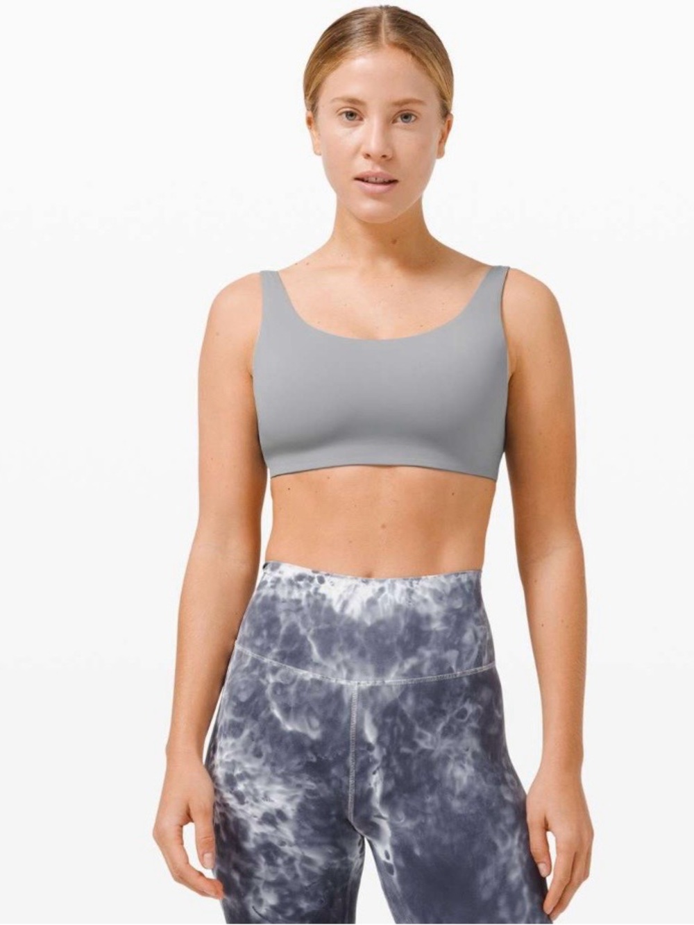 Lululemon In Alignment Straight Strap Bra C/D Cup Rhino Grey size 4